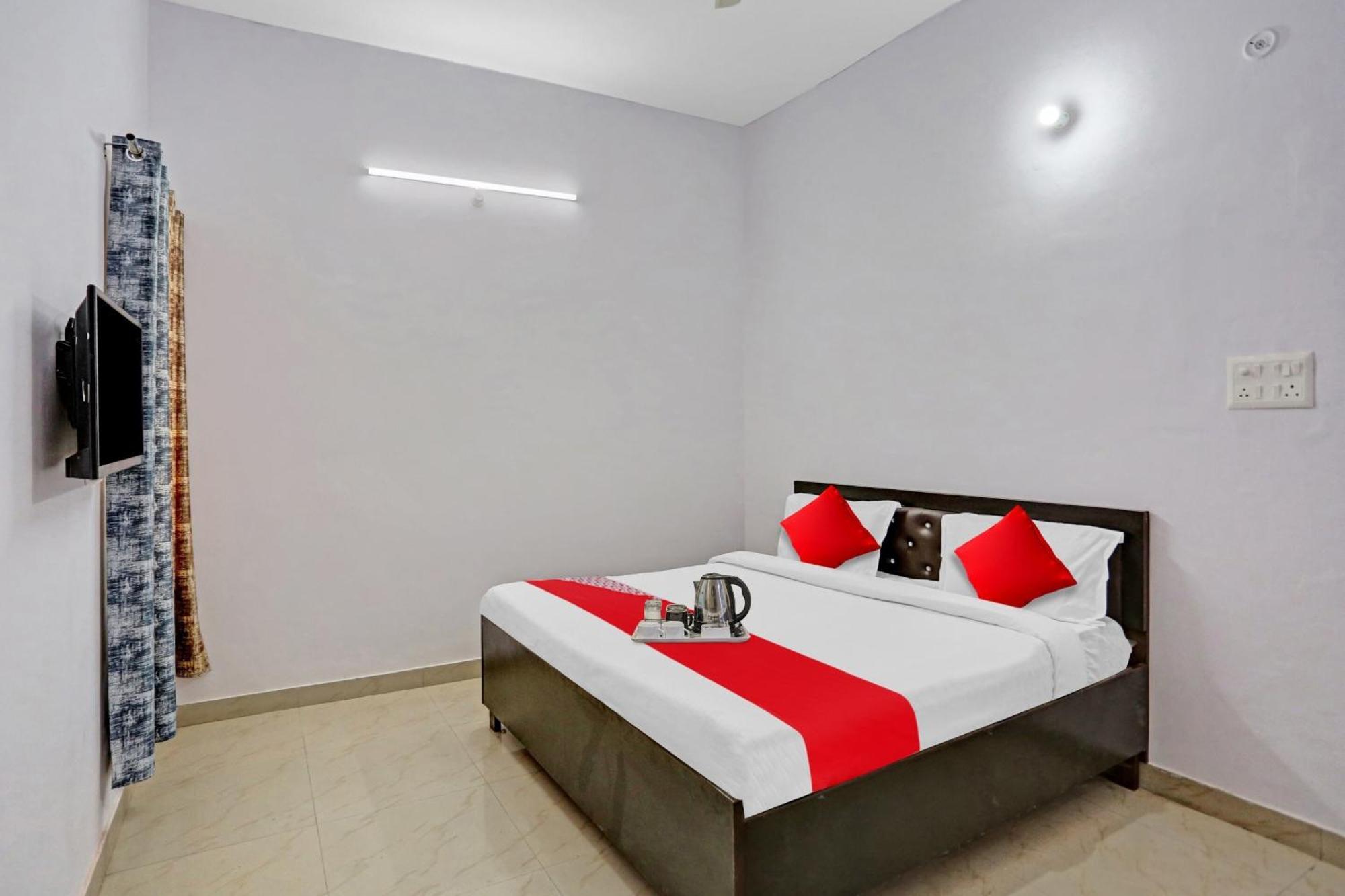 Flagship Diamond Guest House Prayagraj Exterior photo