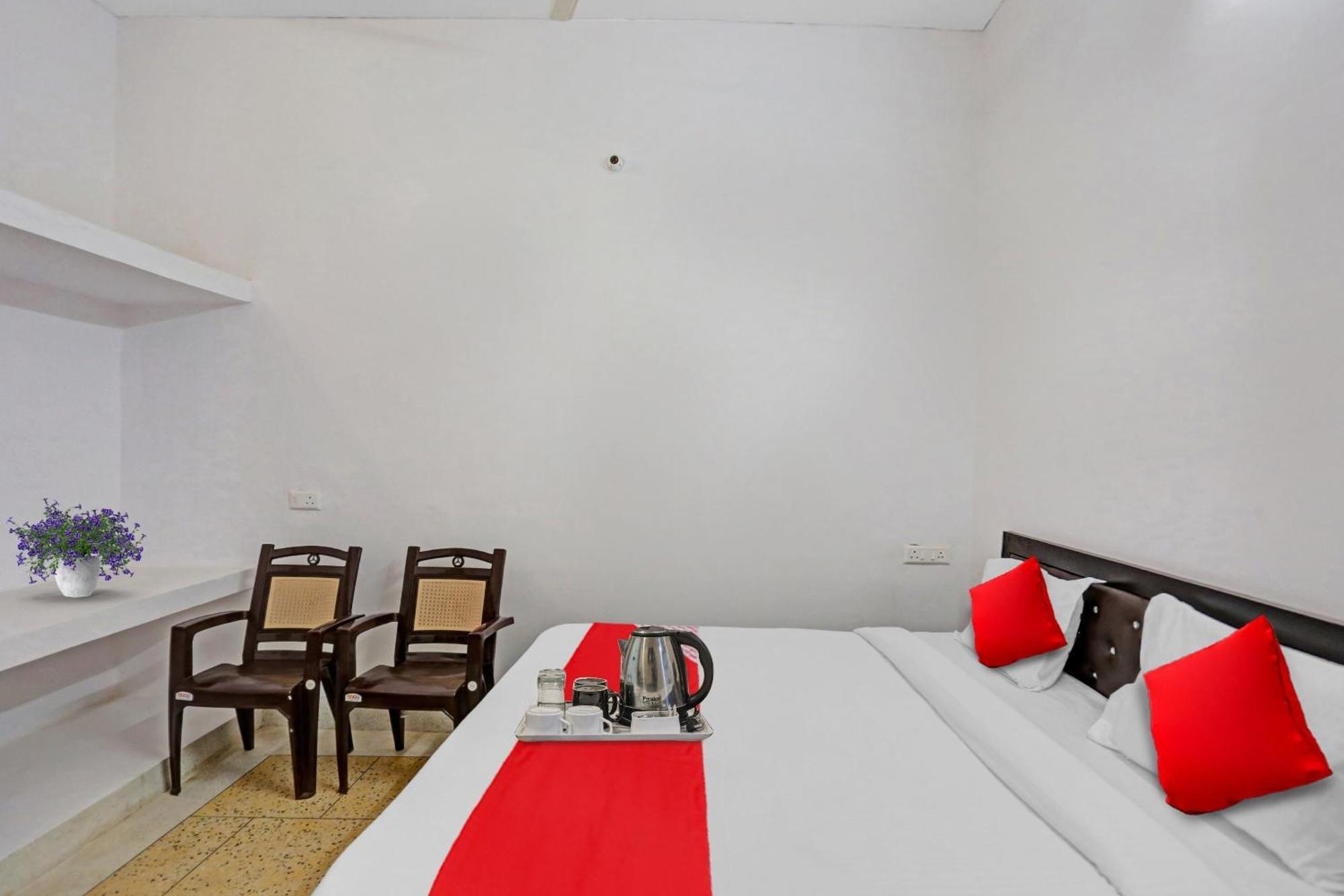 Flagship Diamond Guest House Prayagraj Exterior photo