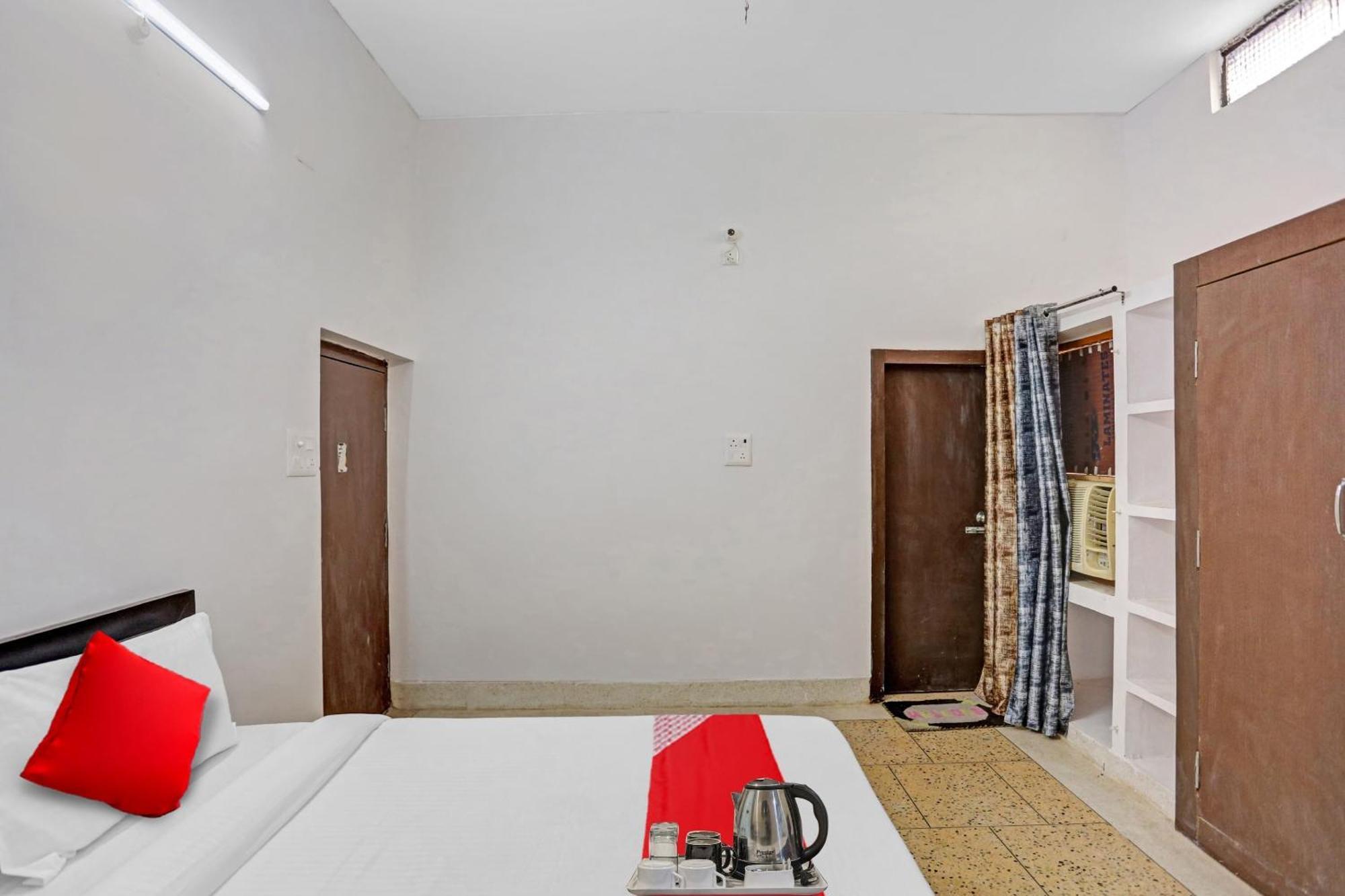 Flagship Diamond Guest House Prayagraj Exterior photo